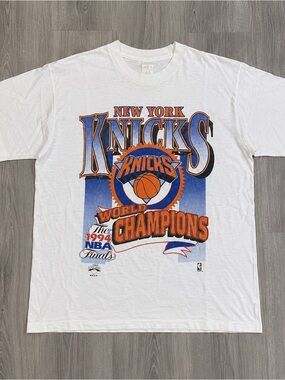 New York Knicks NBA World Champions Graphic Shirt